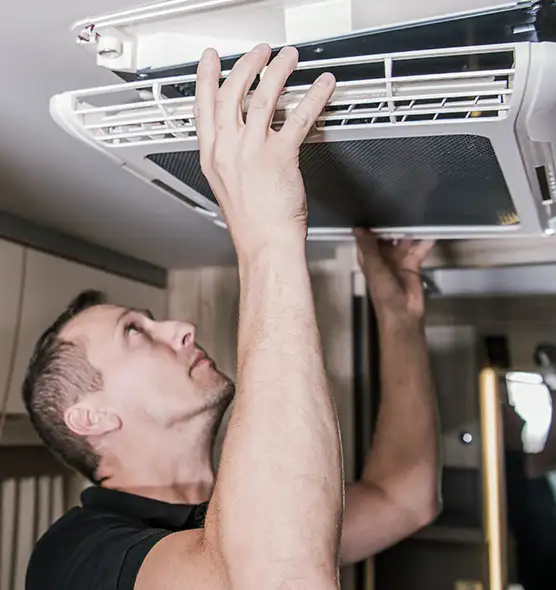Professional Licensed And Insured Cleaners in Poinciana, FL